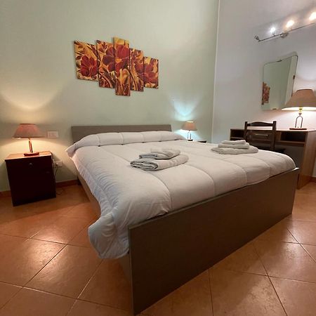 Hola Cathedral House Cadorna Apartamento Palermo Exterior foto